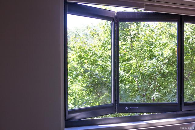 窗户的尺寸一般是多少，如何选择合适的窗户尺寸？