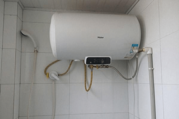 储水式热水器怎么清洗？储水式热水器容量是多少